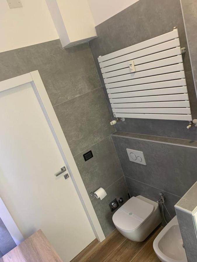 Nibu Appartamenti - Appartamento Centrale Comodo A Tutto, Anche A Villa Chiara Casalecchio Di Reno Exterior foto